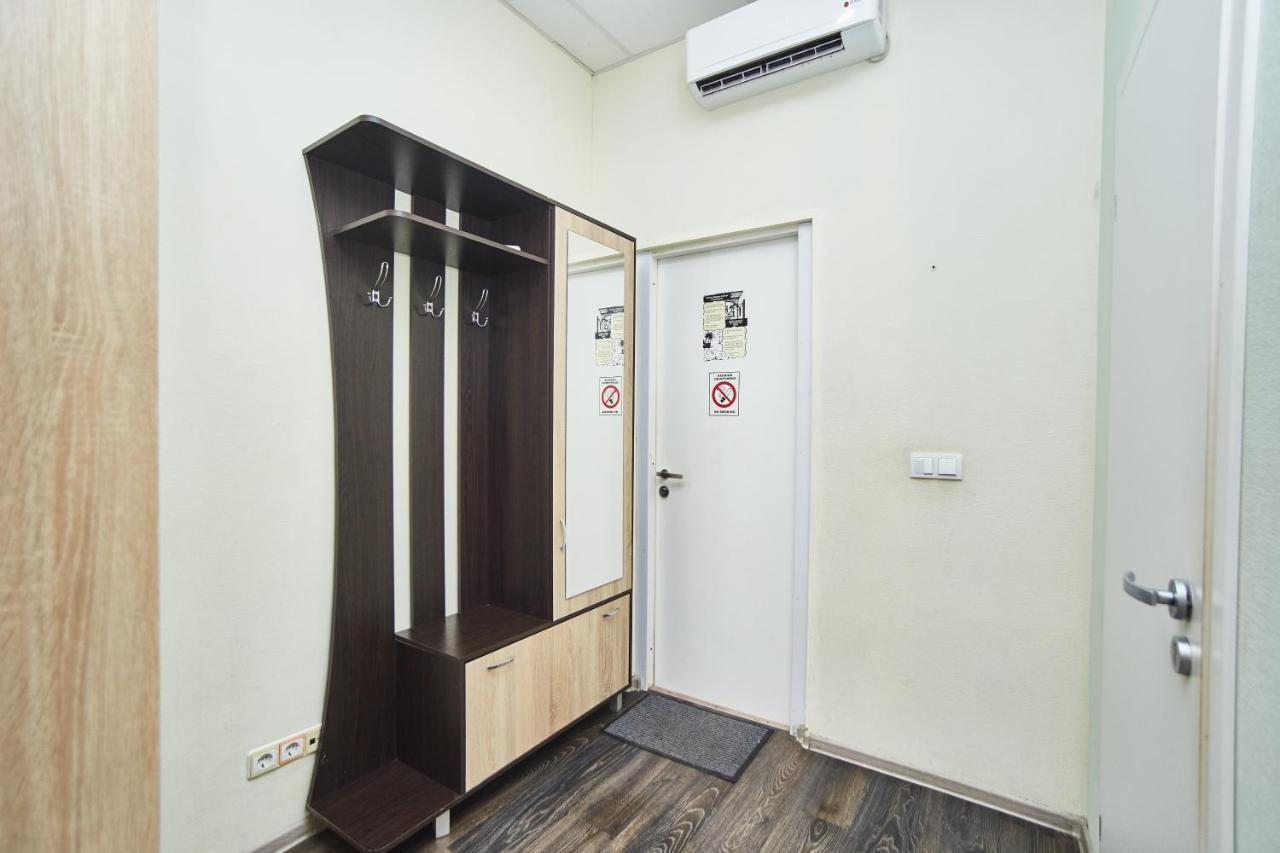 Old Courtyard Hostel Odessa Exterior foto